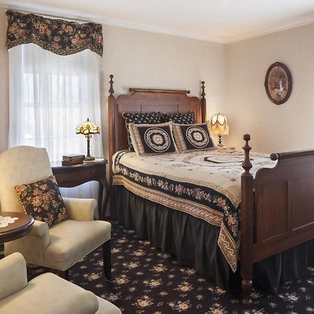 Isaiah Jones Homestead Bed And Breakfast Sandwich Eksteriør billede