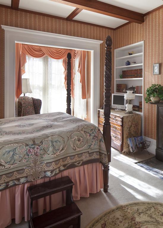 Isaiah Jones Homestead Bed And Breakfast Sandwich Eksteriør billede