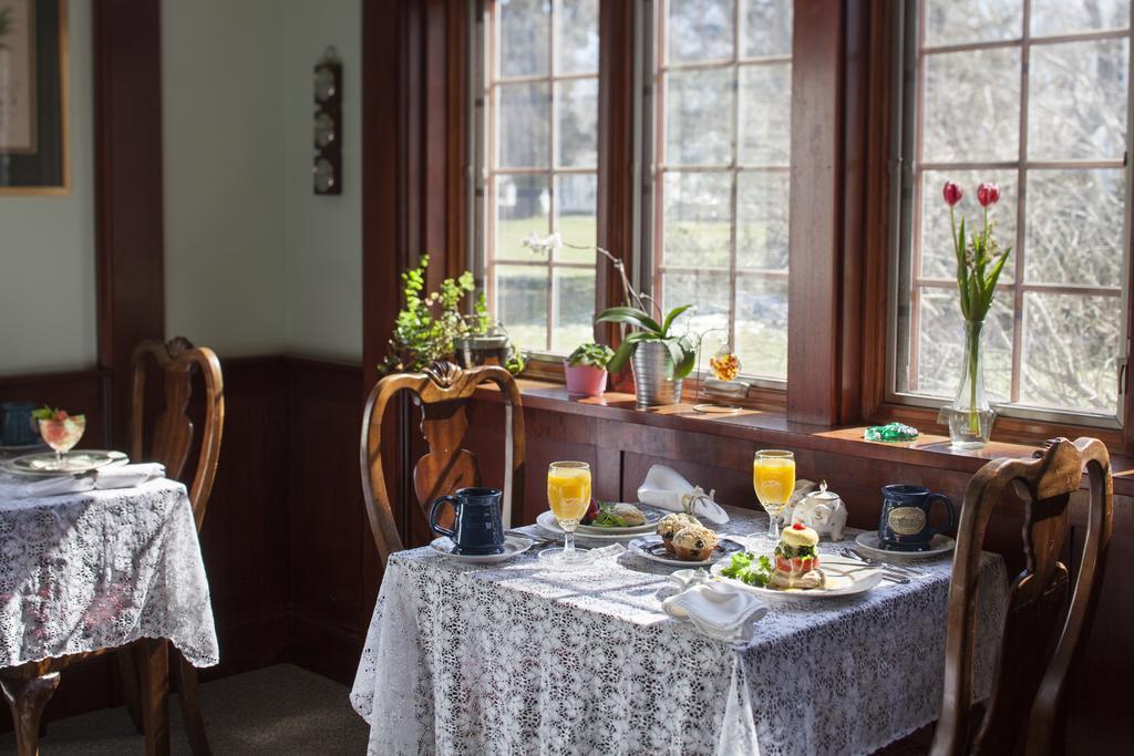 Isaiah Jones Homestead Bed And Breakfast Sandwich Eksteriør billede