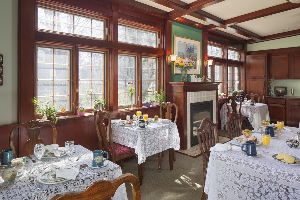 Isaiah Jones Homestead Bed And Breakfast Sandwich Eksteriør billede