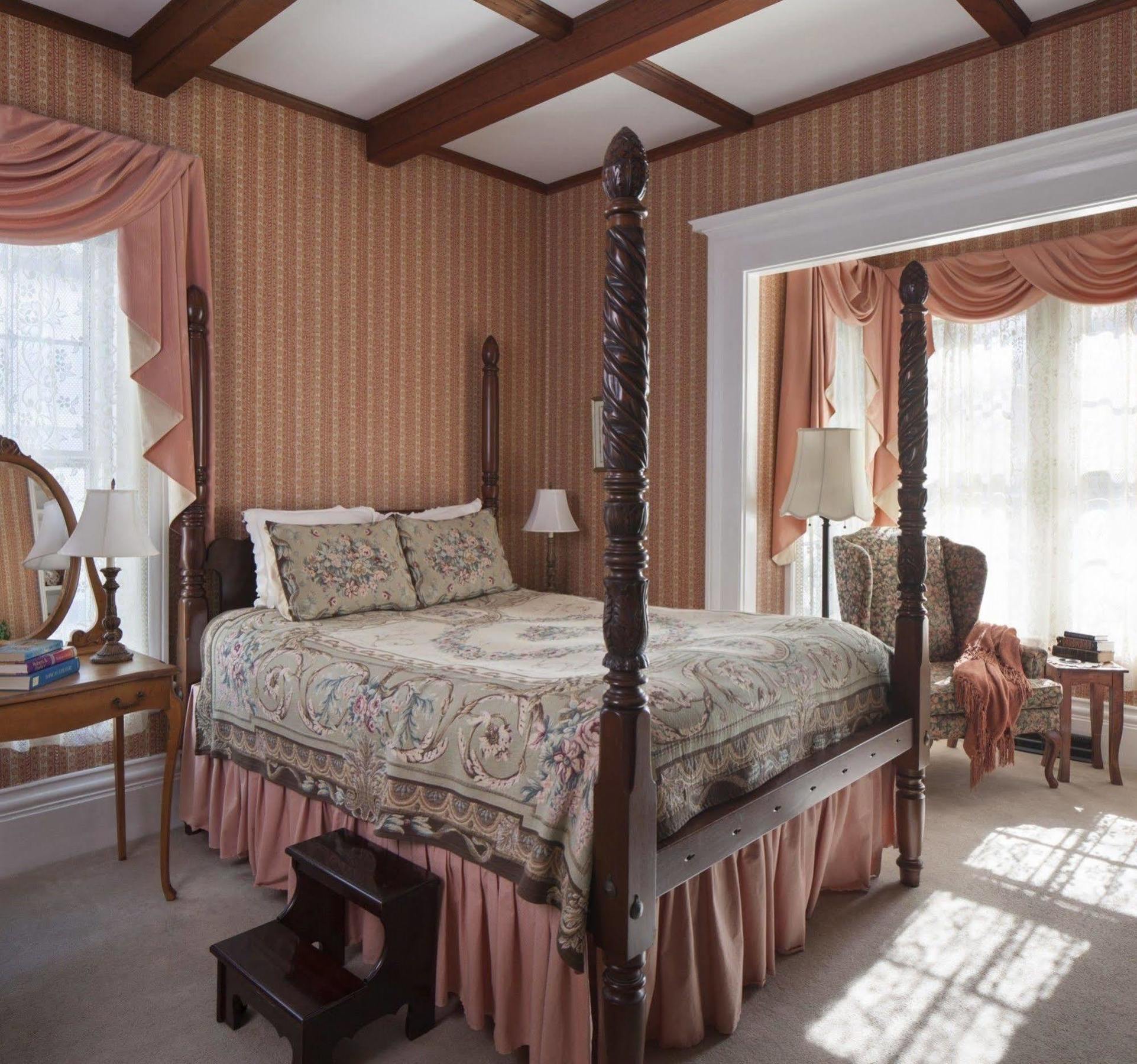 Isaiah Jones Homestead Bed And Breakfast Sandwich Eksteriør billede